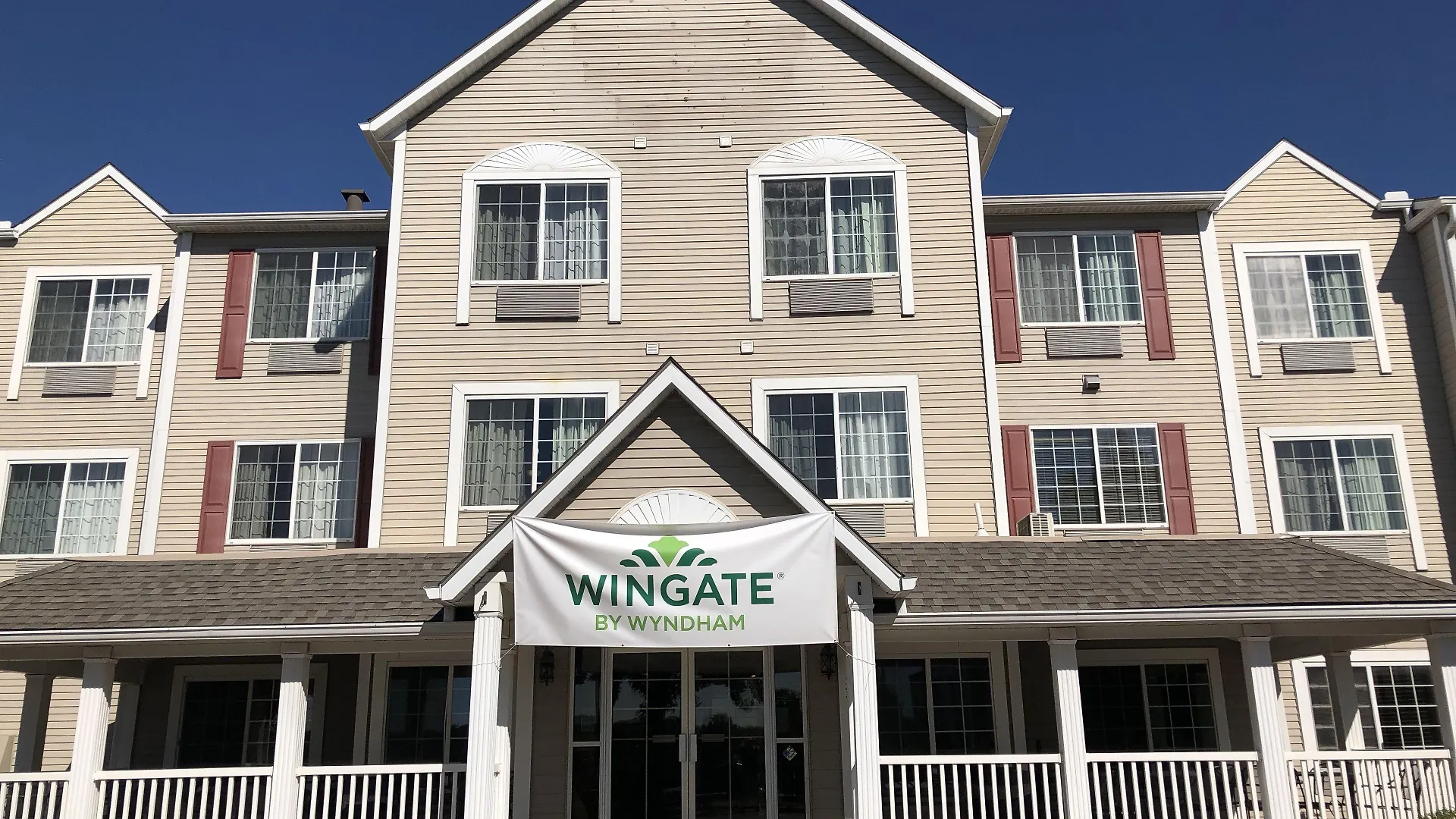 4 Resort Hotels Near Kansas City Museum Worth Booking