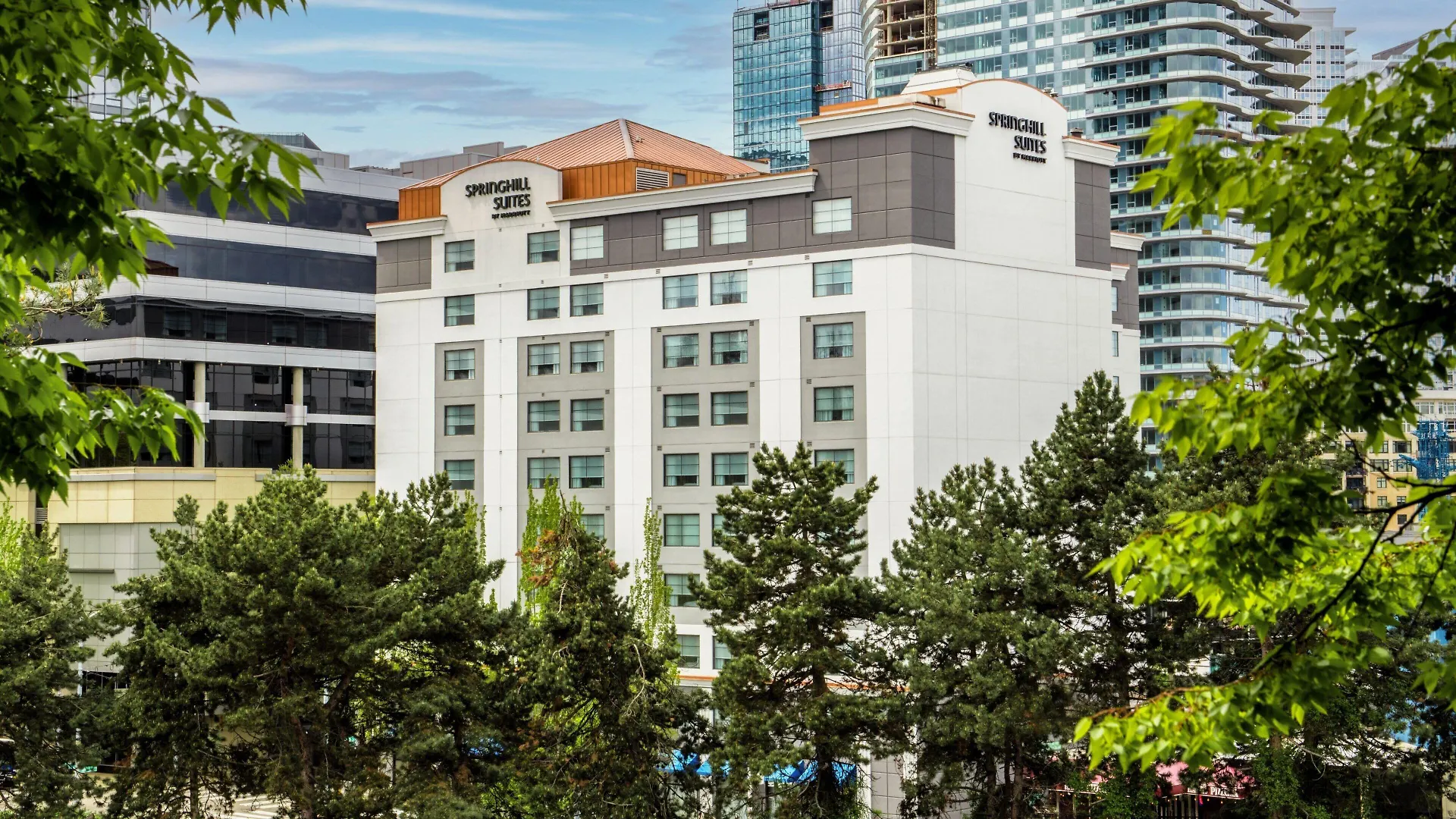 4 Smart Airport Hotels In Cascade, Seattle Worth Booking
