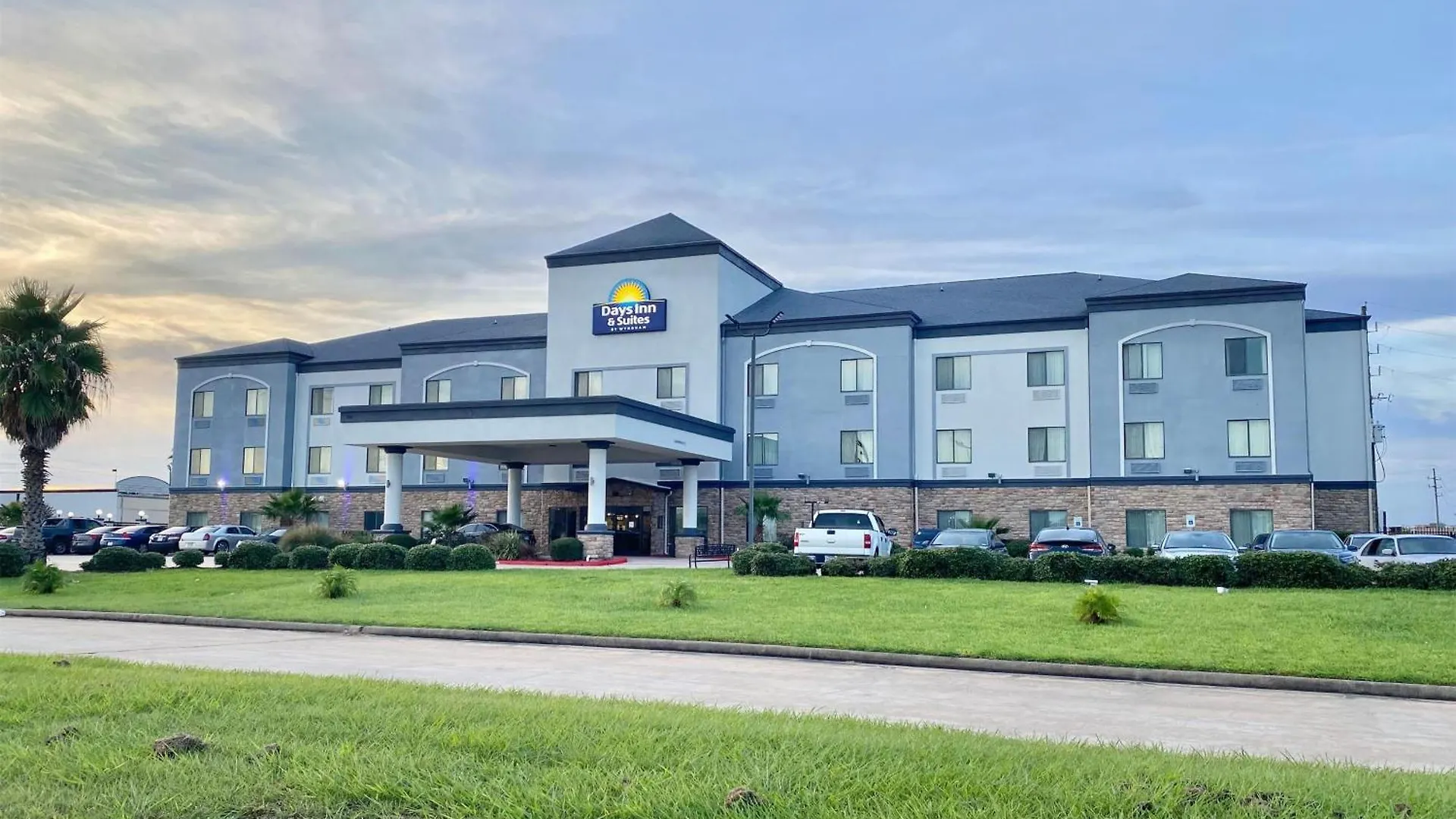 4 Smart Business Hotels In Chinatown Houston Worth Booking