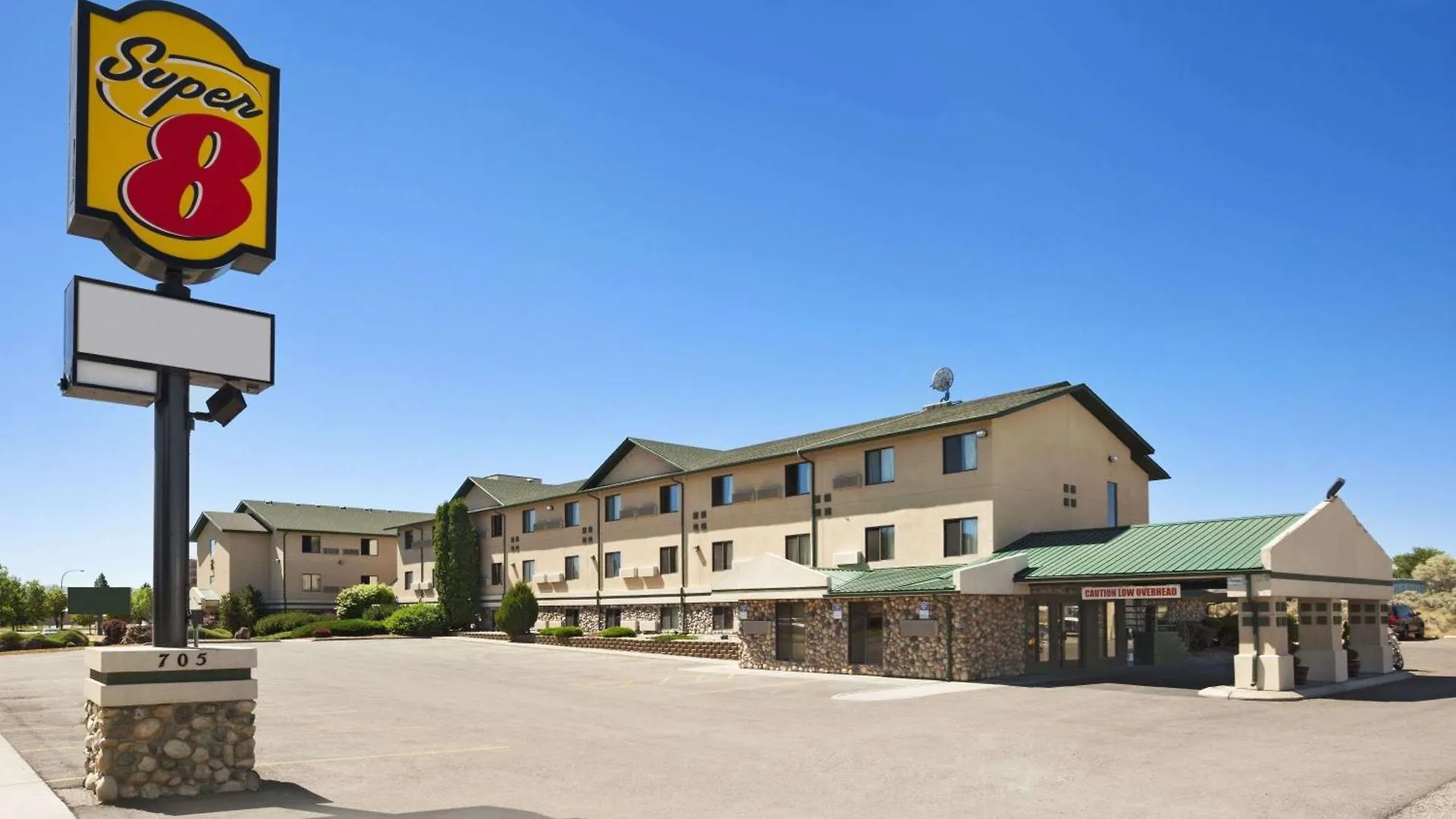6 Airport Hotels Near Idaho Falls Recovery Center Worth Booking