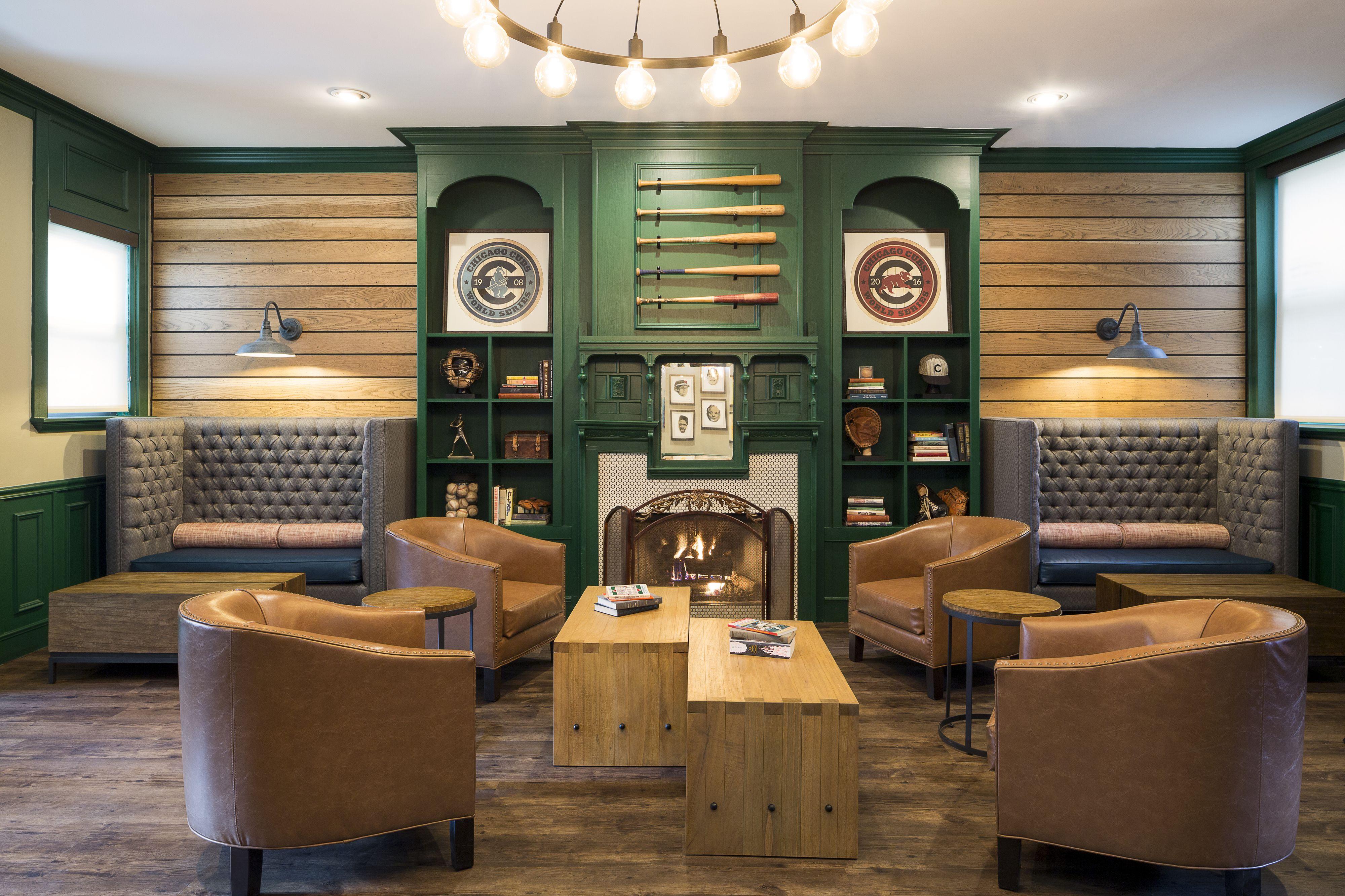 6 Family Hotels Near Lincoln Park Zoo Worth Booking
