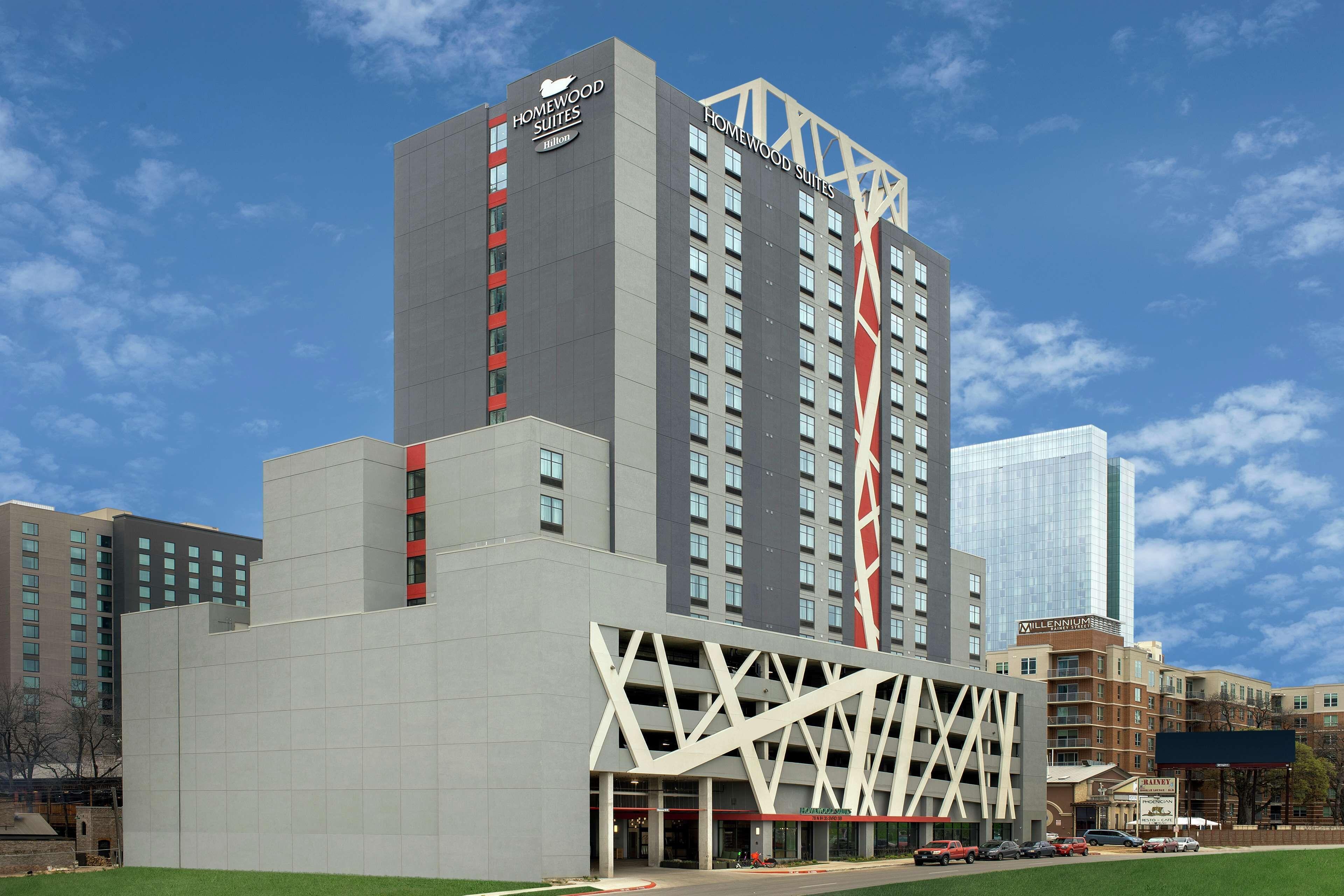 Staying Near Bob Bullock Museum: 15 Budget Hotels Compared