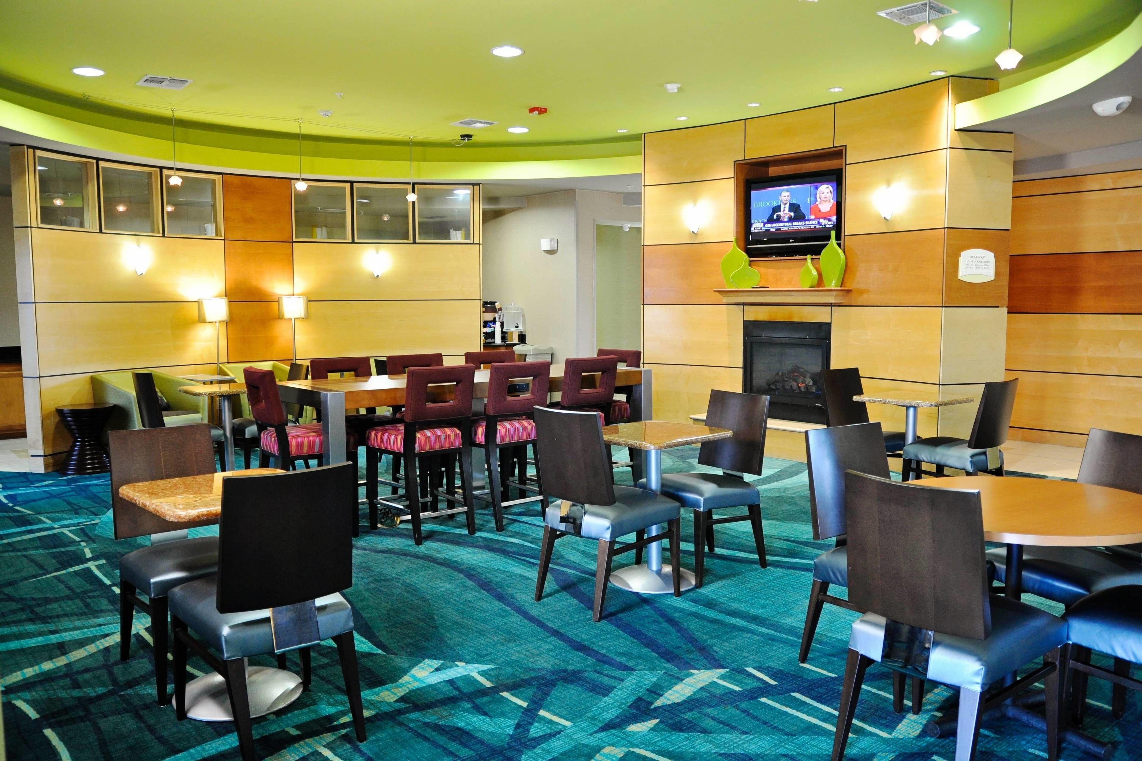 Staying In The South: 15 Cheap Hotels Compared