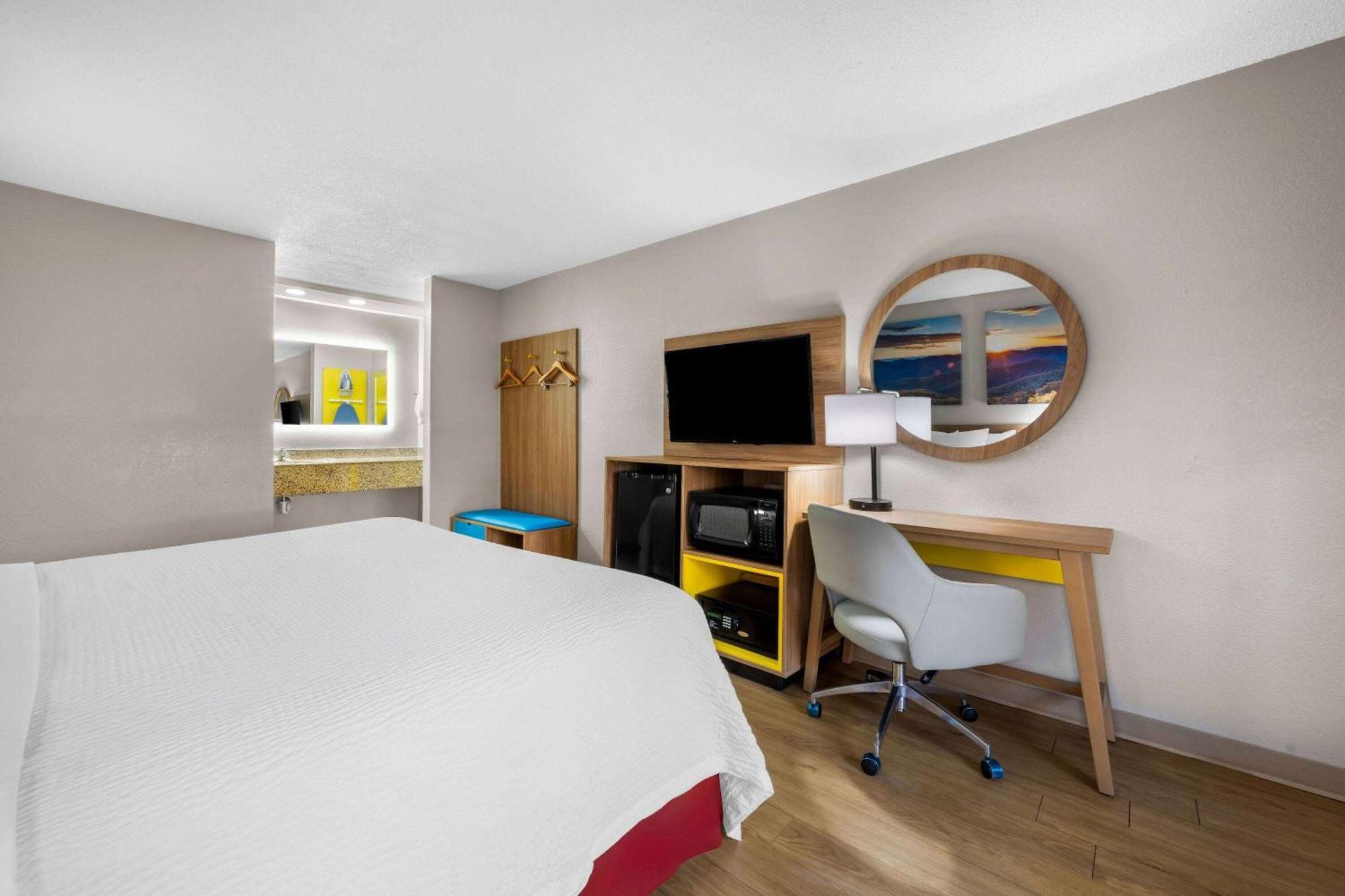 8 Budget Hotels Close to Progress Energy Center Raleigh