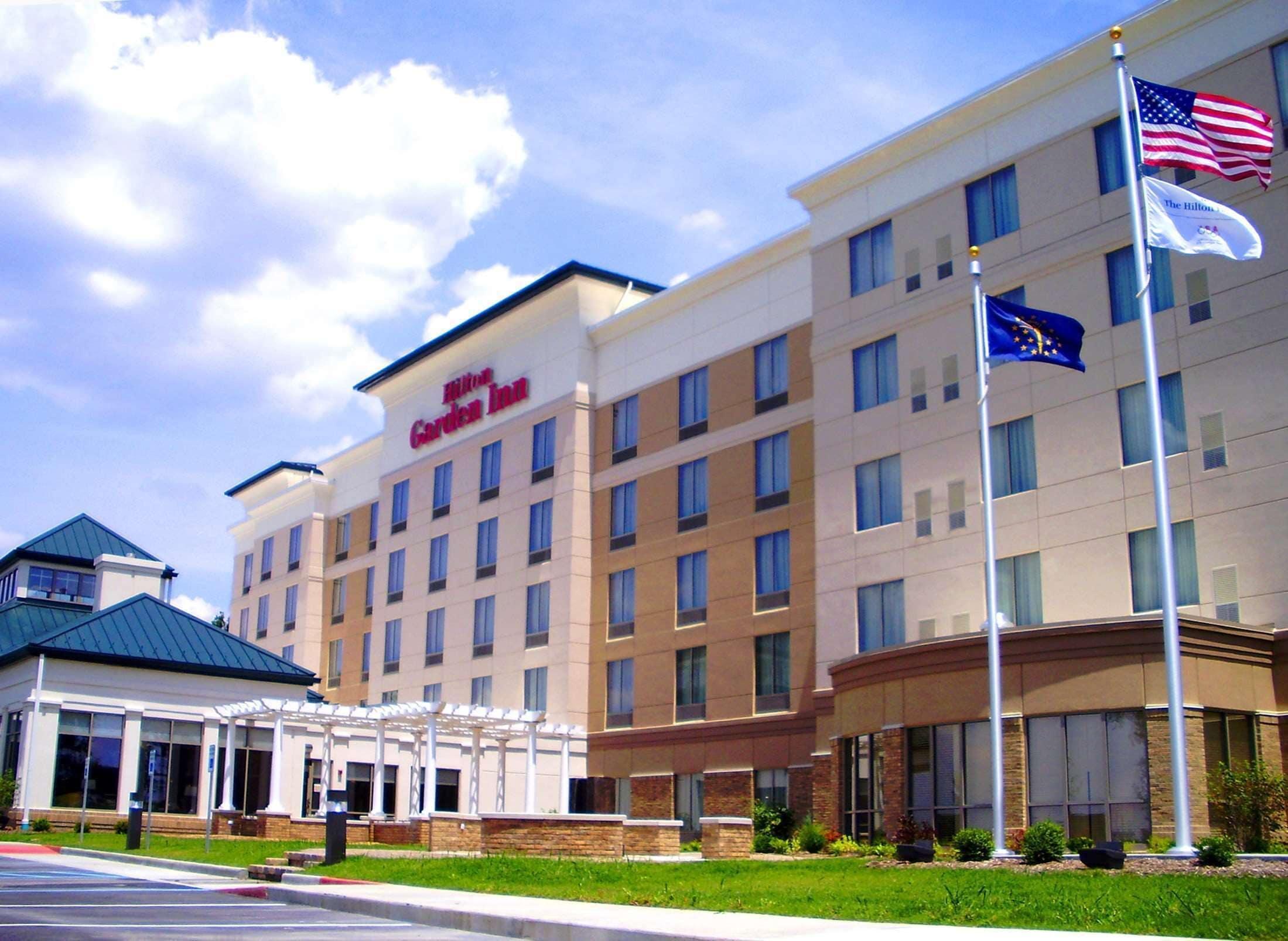 4 Three-Star Hotels Near Sarah T. Bolton Park Worth Booking