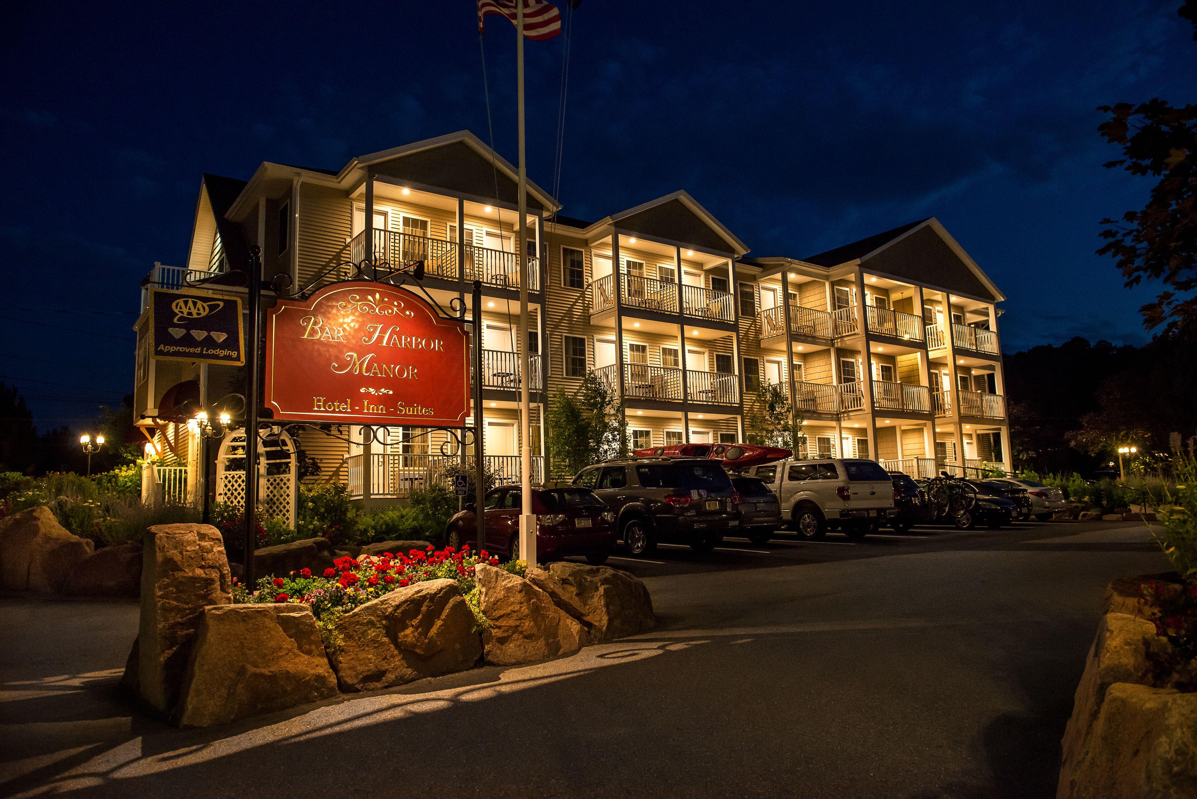 4 Solid 3-Star Hotels Near Frenchman Bay Worth Booking