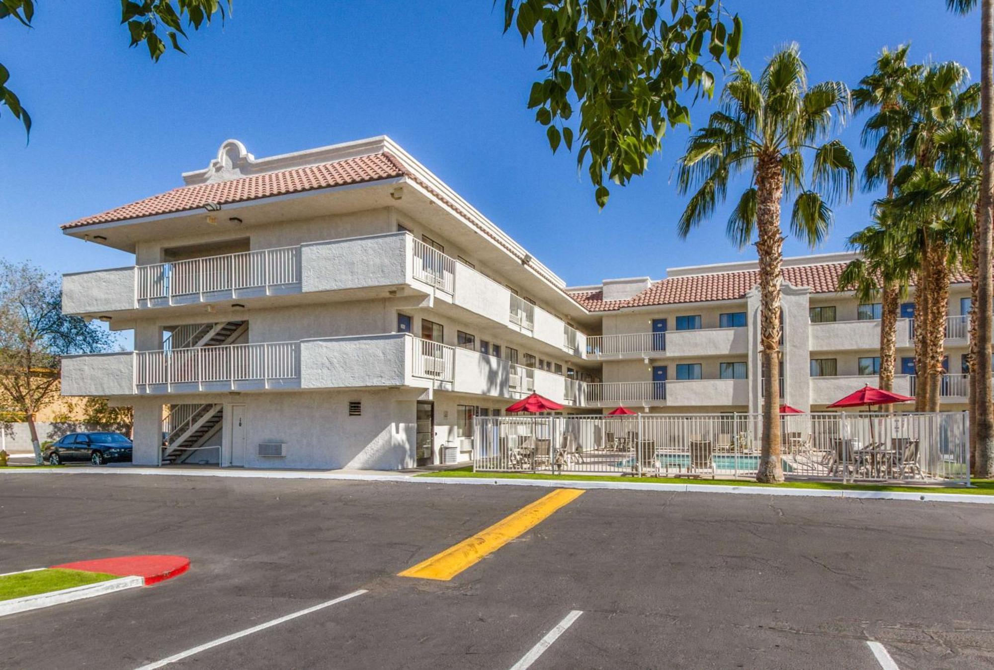 5 Phoenix Hotels That Cover Every Budget and District